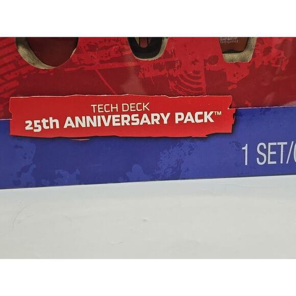 TECH DECK 25th Anniversary Pack 8 Fingerboards Silver Dude 96mm Limited NEW - Picture 9 of 16